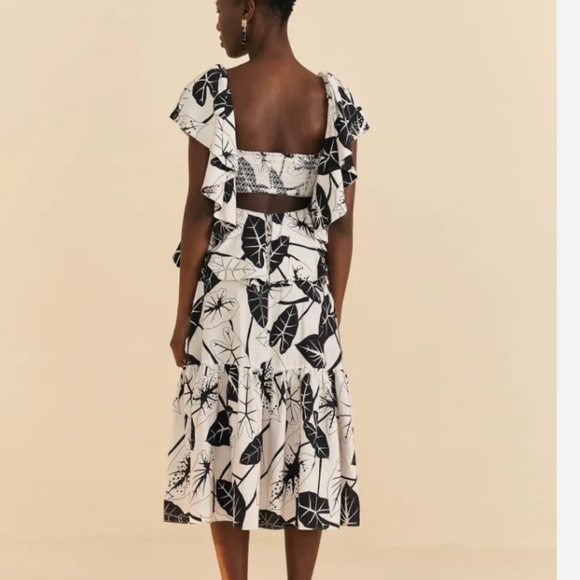 NWT Farm Rio Graphic Leaves Off-White Midi Dress SIZE M - Picture 2 of 5